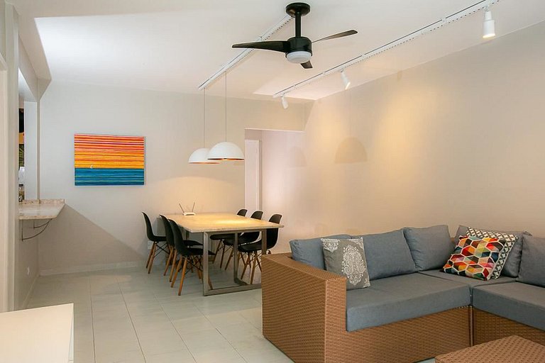 Apartamento familiar com acesso privativo à Praia Mansa