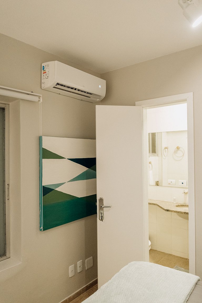 Apartamento familiar com acesso privativo à Praia Mansa