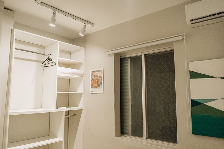 Apartamento familiar com acesso privativo à Praia Mansa