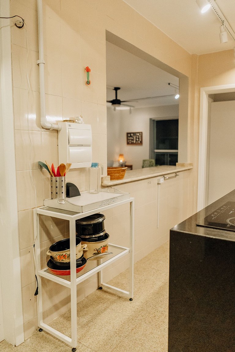 Apartamento familiar com acesso privativo à Praia Mansa