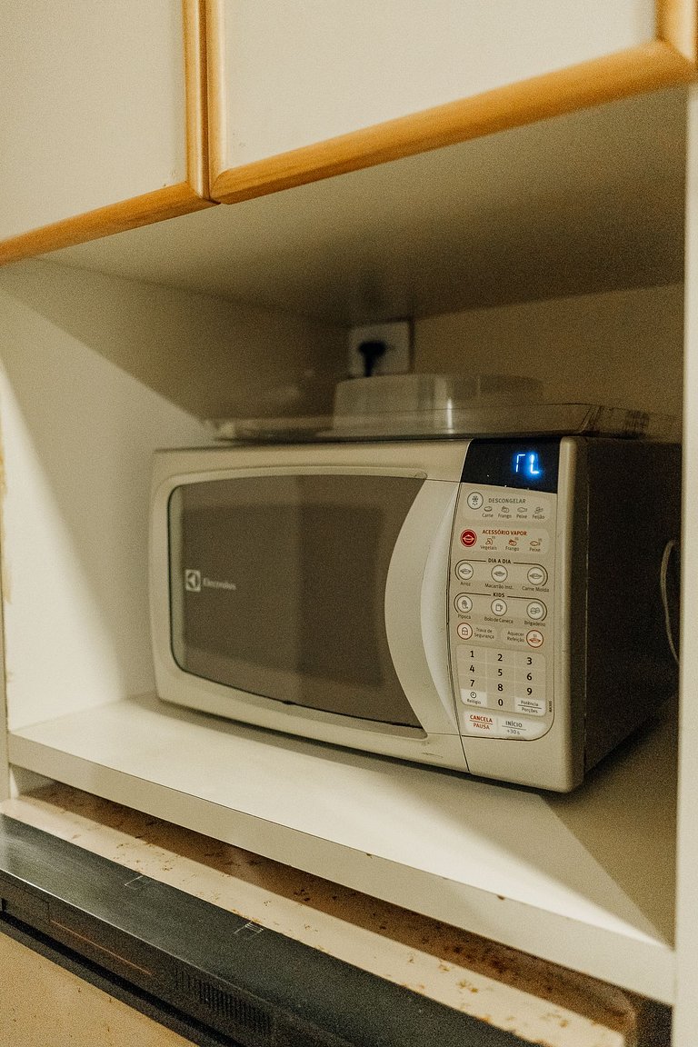 Apartamento familiar com acesso privativo à Praia Mansa