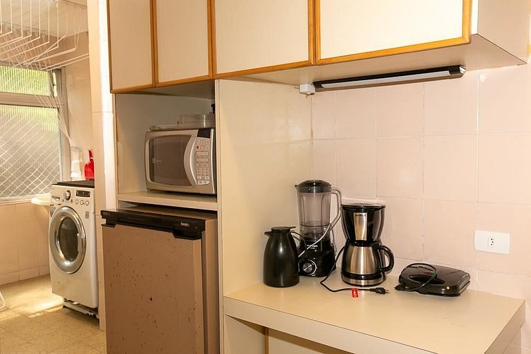 Apartamento familiar com acesso privativo à Praia Mansa