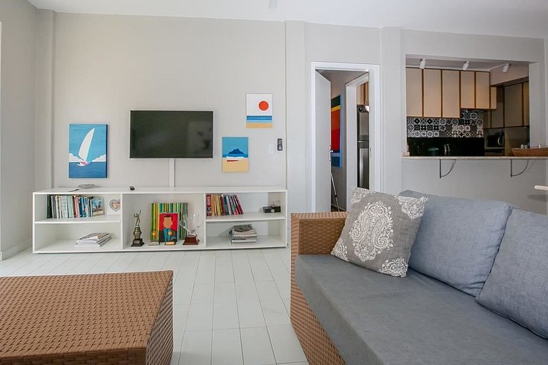 Apartamento familiar com acesso privativo à Praia Mansa